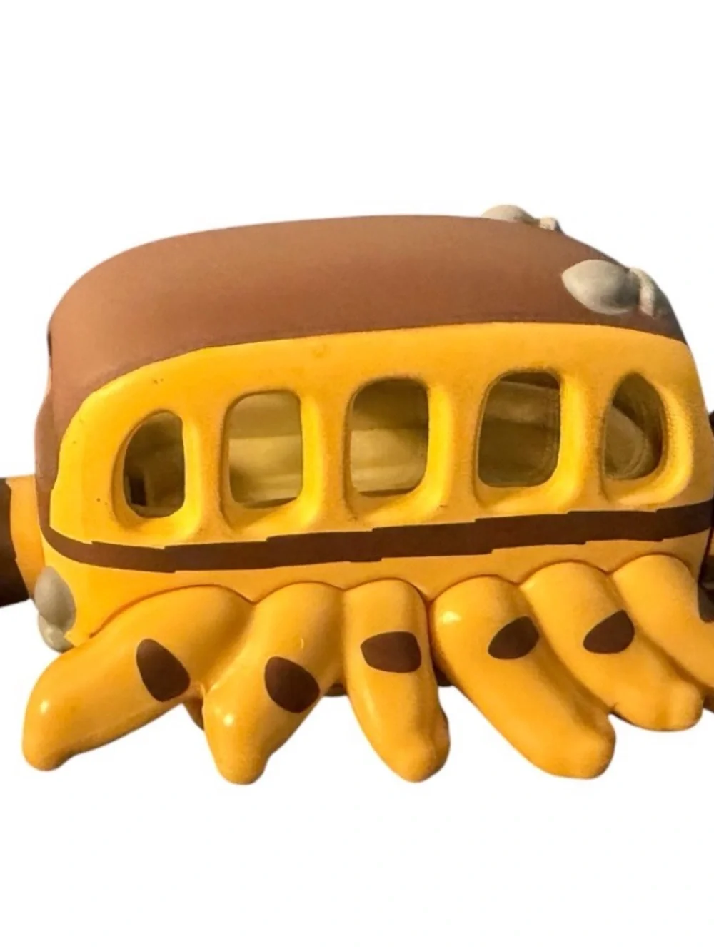 Studio Ghibli Dream Tomica Catbus Totoro Diecast Takara Tomy US seller 3”x1.5”